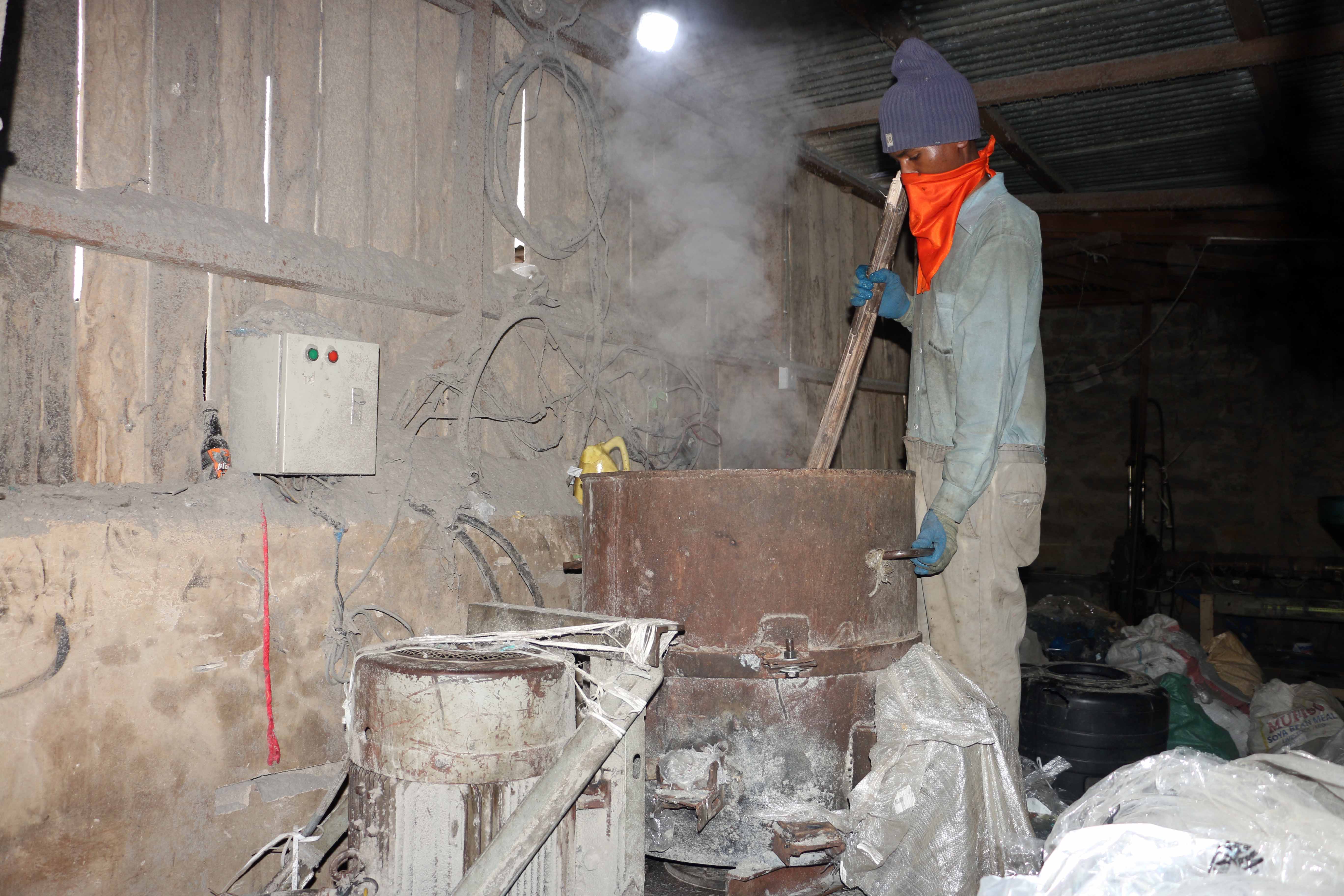 Plastic cleaning and processing